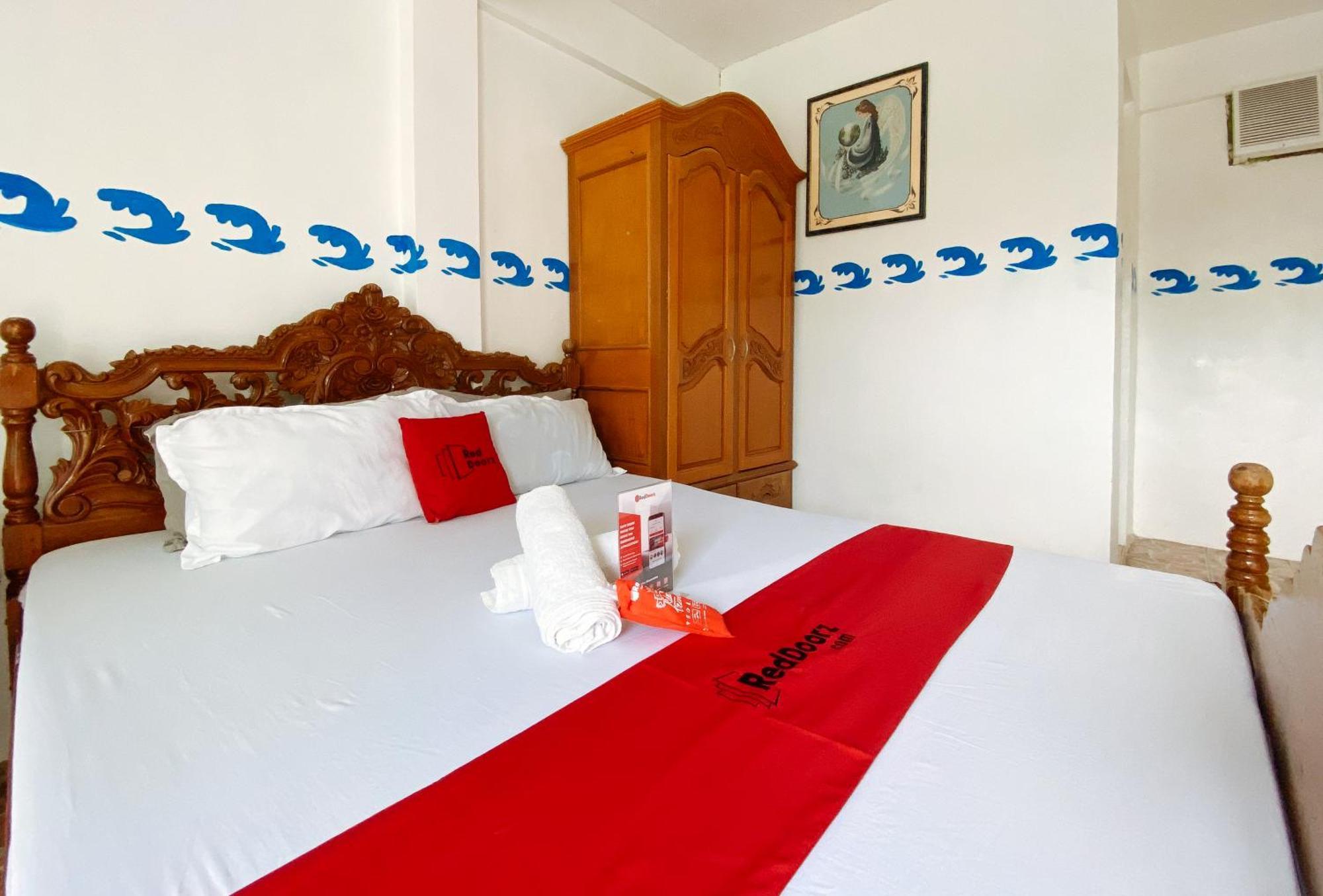 RedDoorz @ White Castle Beach Resort Iba Zambales Botolan Exterior foto